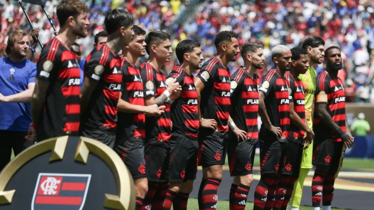 Craque Neto se encanta com futebol do Flamengo no Mundial de Clubes: “Chocolate no Chelsea”