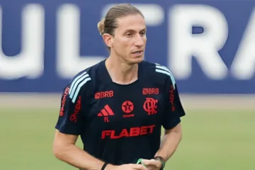 Flamengo avança em acordo para renovar com Filipe Luís e Venê Casagrande revela prazo: “Até dezembro de 2026”