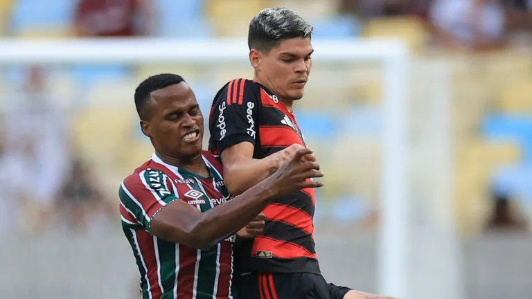 Fluminense provoca Botafogo e Flamengo após classificação no Mundial de Clubes: “Como está o clima no Rio?”