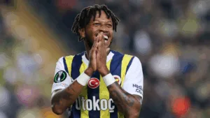 Fred confirma procura do Atlético-MG para retorno ao futebol brasileiro: “Já conversei com o pessoal”