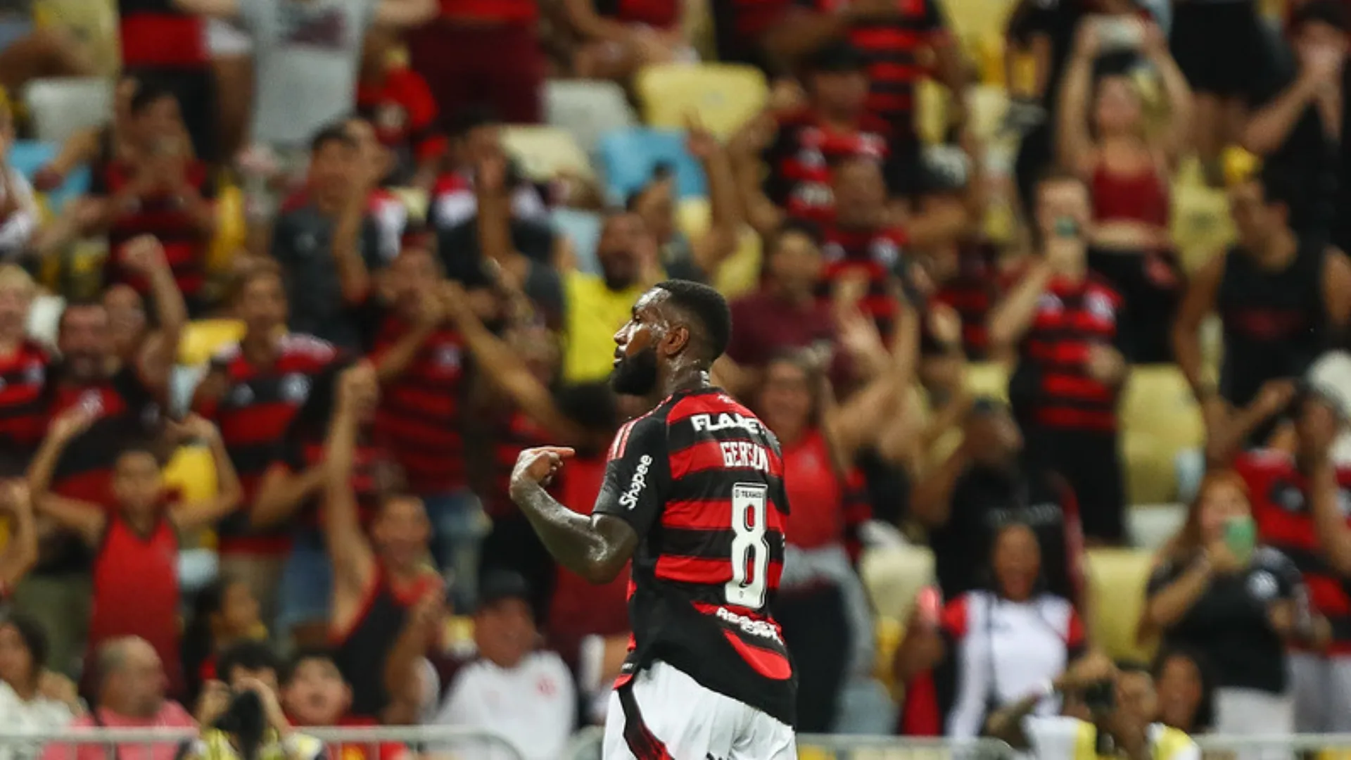 Zenit avalia possível troca com Flamengo e pode transferir Wendel por Gerson