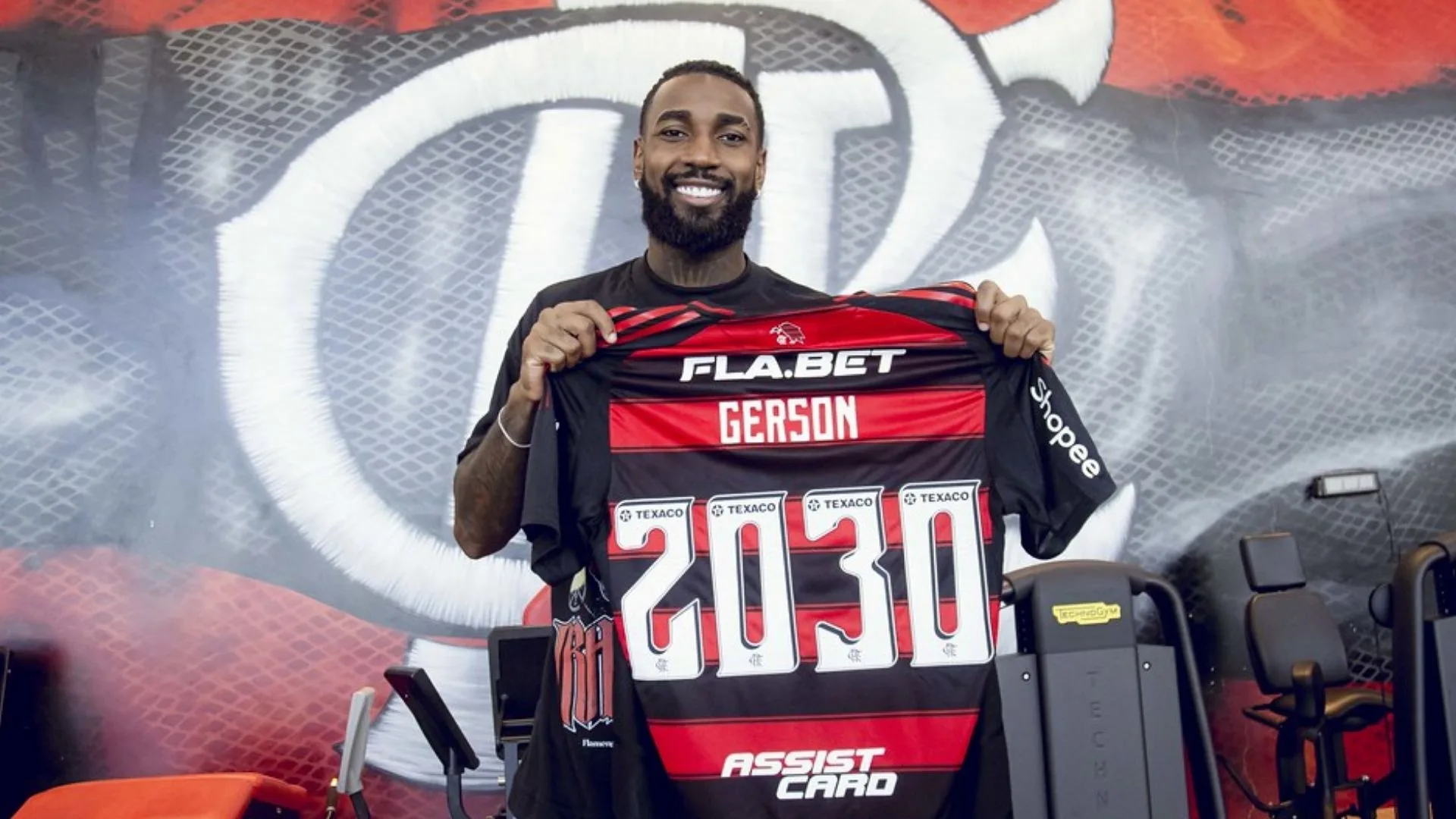 Zinho cita “qualidade de vida” e aconselha permanência de Gerson no Flamengo: “Eu não gostei da Rússia”