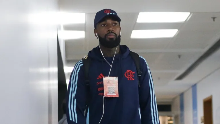 Gerson se reapresenta ao Flamengo para a Copa do Mundo de Clubes após participação na seleção brasileira