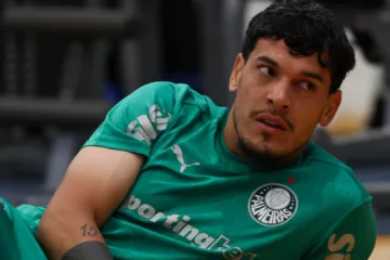 Gustavo Gómez confia em evolução do Palmeiras na Copa do Mundo de Clubes: “Pouco a pouco a gente vai melhorando” 