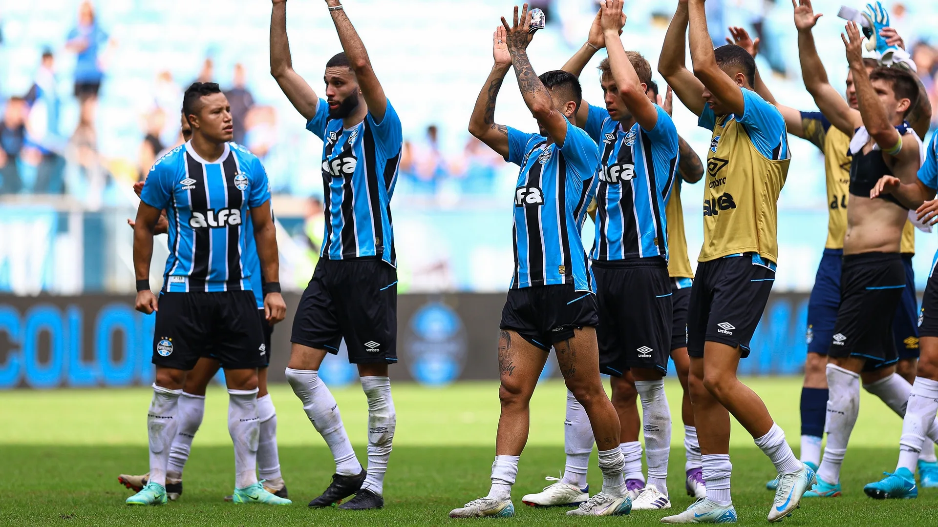 Grêmio enfrenta o Palmeiras podendo terminar a rodada do Brasileirão Série A na zona de rebaixamento