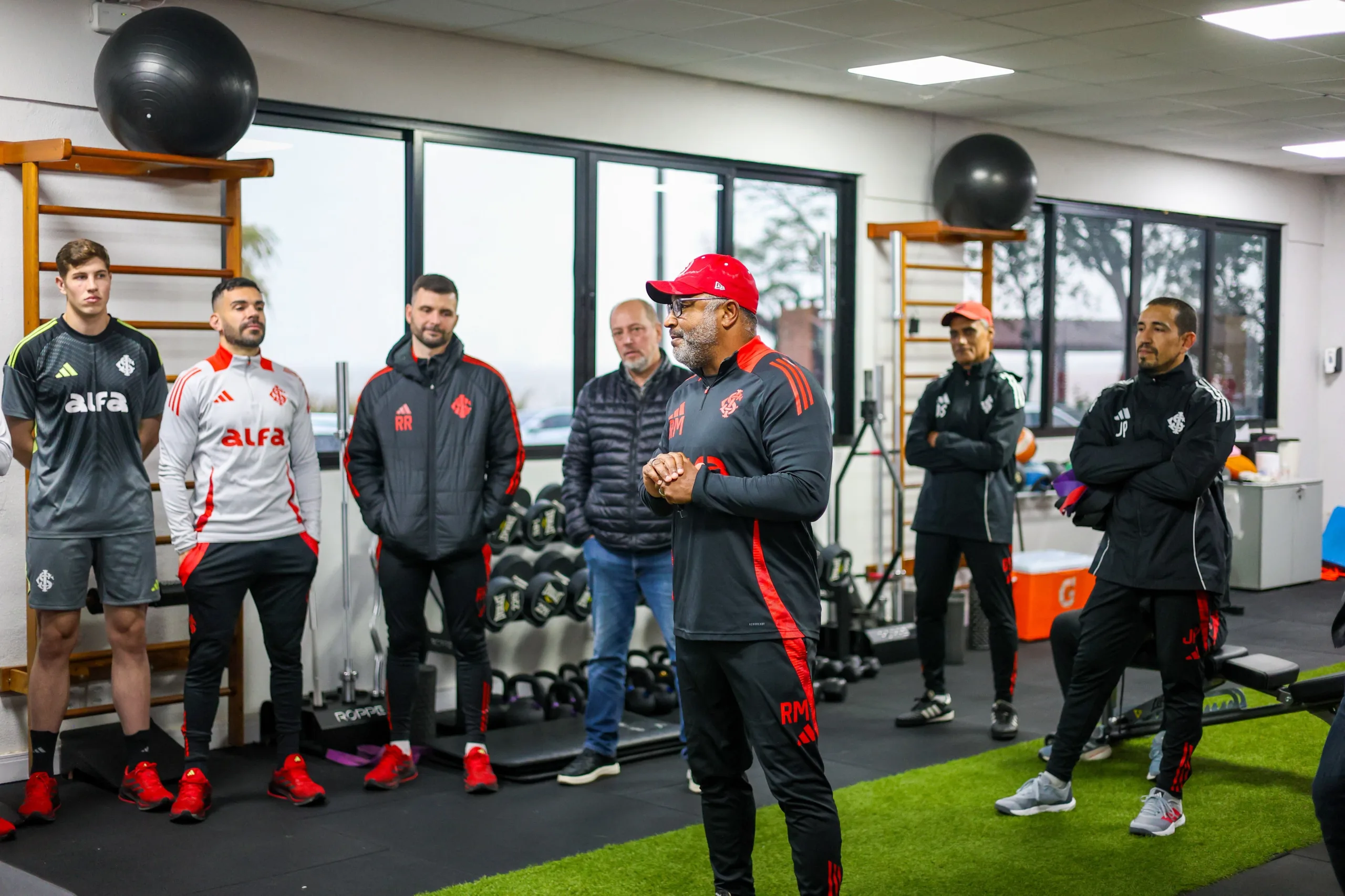 Fim de semana do Internacional tem reapresentação do elenco, Fred sinalizando possível retorno e derrota no Gre-Nal Sub-17