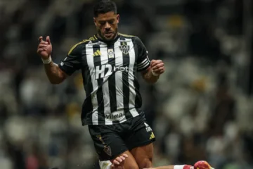 Hulk ‘diz não querer imaginar’ em possibilidade de deixar Atlético-MG