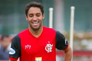 Ibson, ídolo do Flamengo, confirma favoritismo e crava vitória contra o Bayern: “Tenho certeza de que vamos passar”