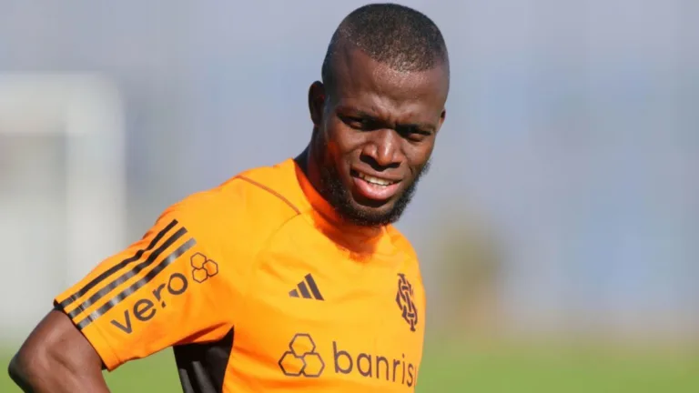 Diogo Olivier afirma que Enner Valencia jamais será esquecido pela torcida do Internacional: “Ficará marcado pelos gols perdidos”