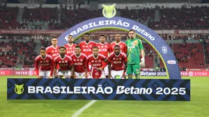 Internacional tem sequência de confrontos diretos e mira se afastar do Z-4 do Brasileirão até a volta das copas