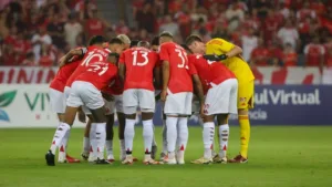 Internacional discute mudanças no elenco e tem Kaique Rocha e mais três possíveis saídas na janela de transferências