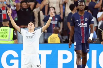 Juca Kfouri avalia que vitória do Botafogo contra PSG ajuda o Flamengo ante o Chelsea: “Não tem favorito”
