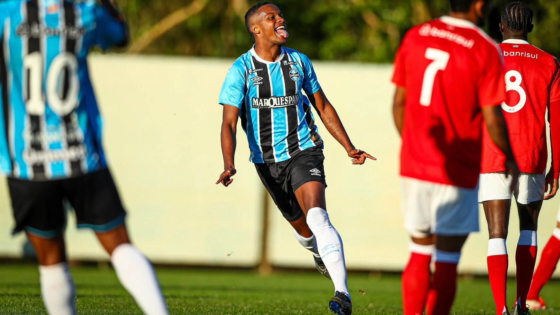 Torcedores do Grêmio pedem chances para Jardiel após vitória sobre o Internacional no Brasileirão Sub-20: “Melhor que Arezo”