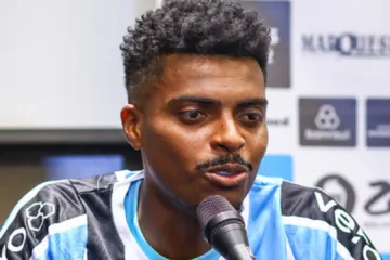 Alexandre Rossato, VP do Grêmio, explica situação de Jemerson e cita proposta do Athletico-PR: “Não fez contato”