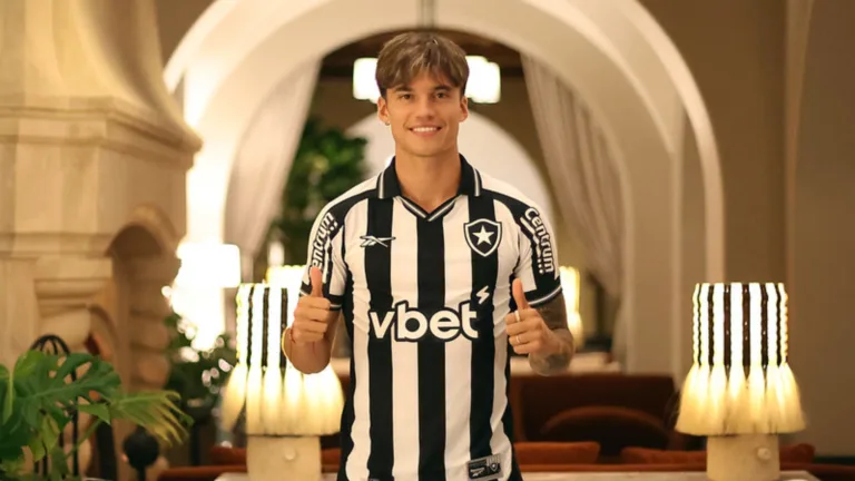 Joaquín Correa elogia mentalidade do Botafogo e destaca PSG: “É um time muito importante” 