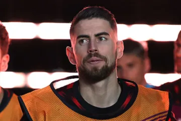 Jorginho revela história inesperada de foto com Zico e brinca: “O filho dele pediu para ele sair”