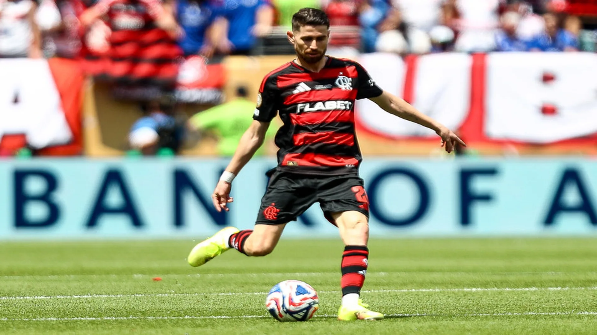 Tostão exalta volante Jorginho, do Flamengo, e o compara com Rodri, do Manchester City: “Meio-campista especial”