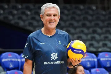 José Roberto Guimarães relaciona 14 jogadoras para Brasil x Bélgica pela VNL e deixa Gabi Guimarães de fora