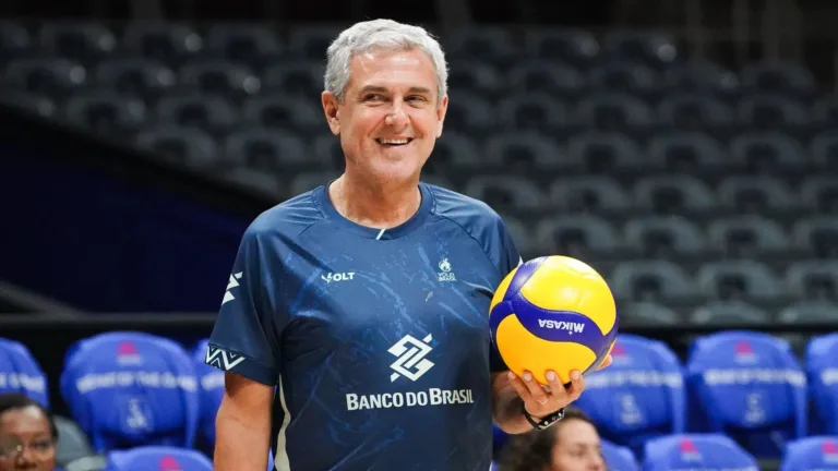 José Roberto Guimarães relaciona 14 jogadoras para Brasil x Bélgica pela VNL e deixa Gabi Guimarães de fora