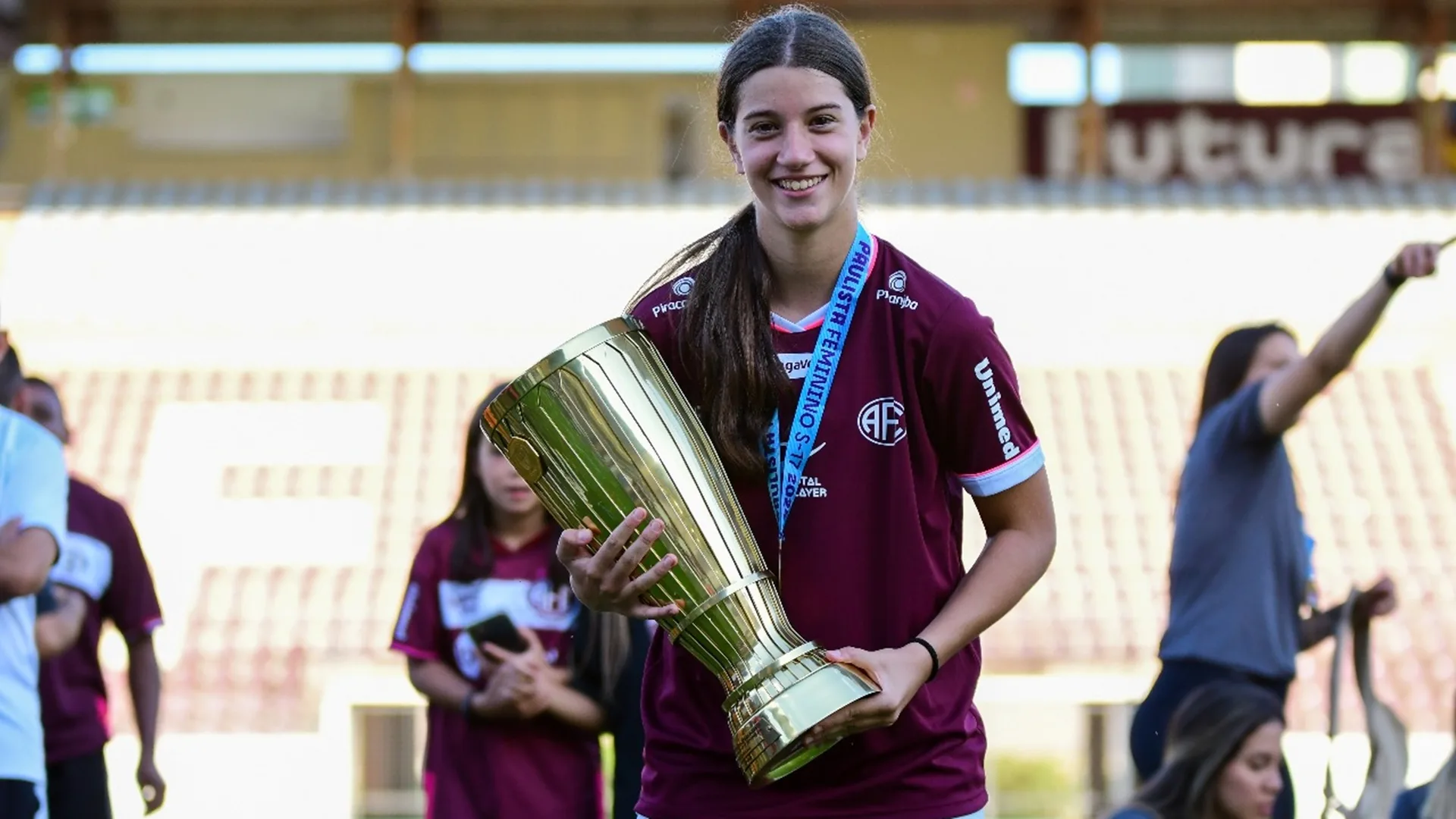 Conheça Júlia Rosado, destaque da base da Ferroviária e da seleção brasileira feminina que pode jogar a Copa do Mundo sub-17