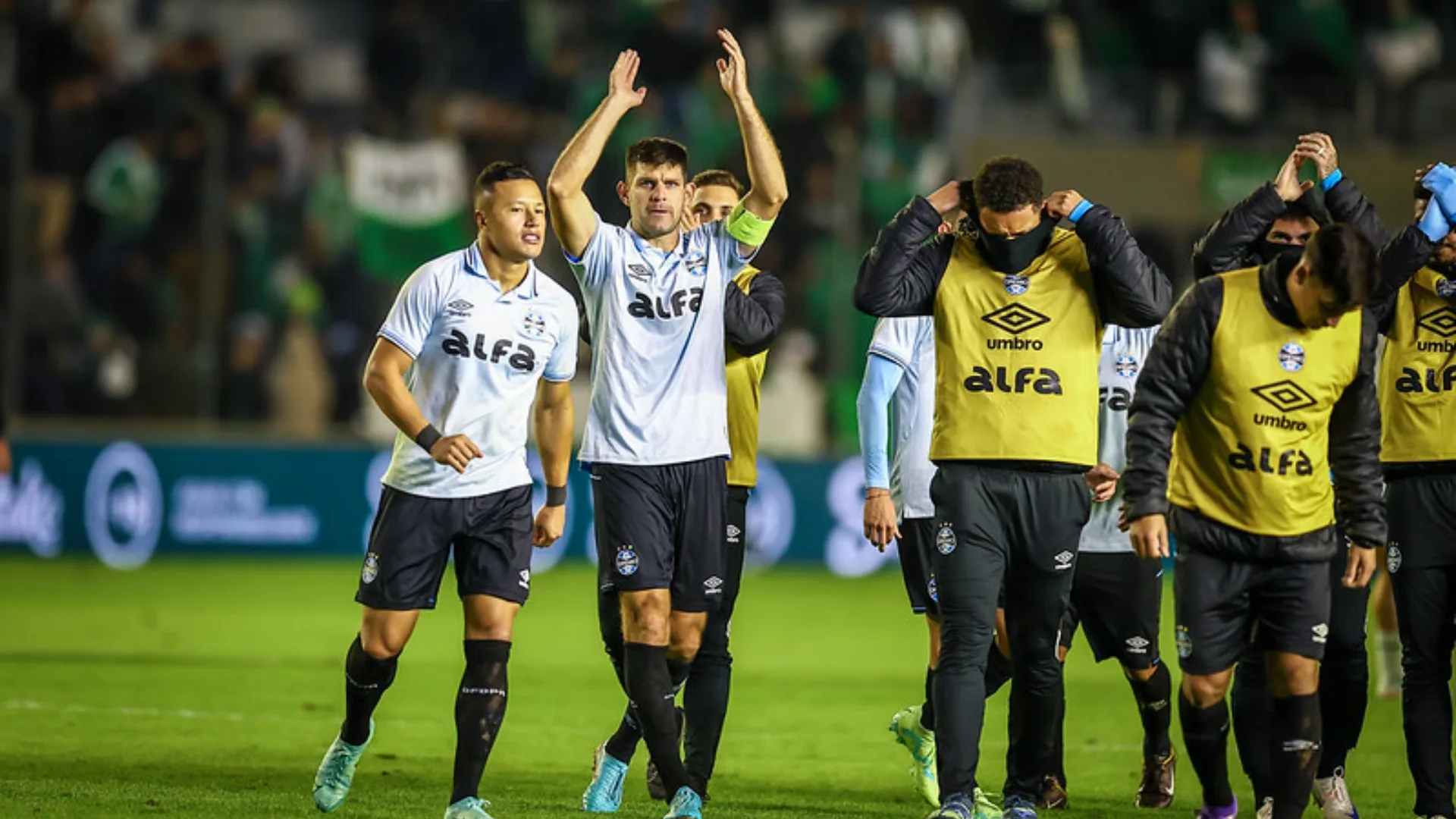 Grêmio tem 28 jogadores com menos de sete jogos no Brasileirão; Kannemann está entre eles
