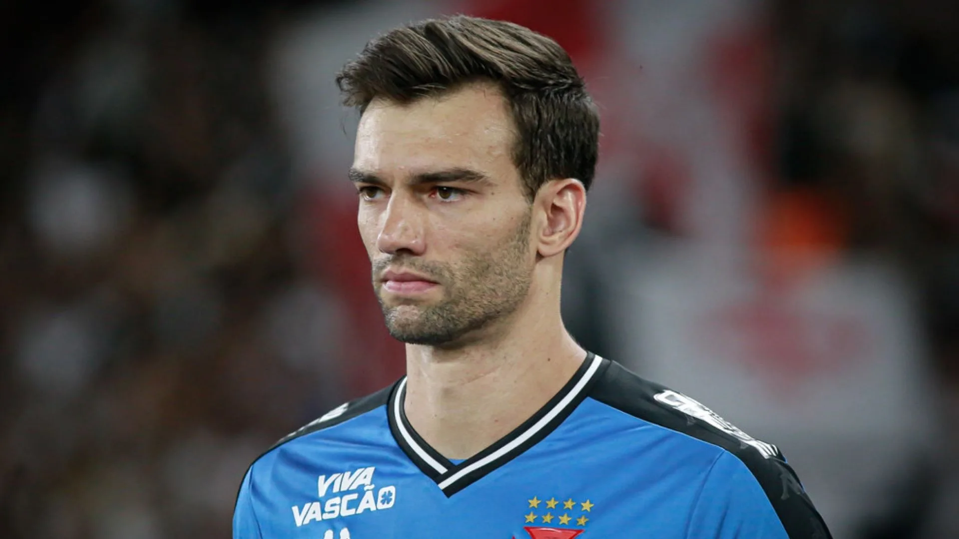 Edmundo avalia possibilidade de Léo Jardim trocar o Vasco pelo Palmeiras: “É natural que queira se valorizar”