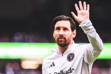 Abel Braga coloca Messi, rival do Palmeiras no Mundial de Clubes, abaixo de Garrincha: “Pelé foi o melhor”