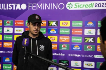 Lucas Piccinato faz desabafo sobre a atuação do Corinthians no segundo tempo do clássico paulista: “O pior do ano”