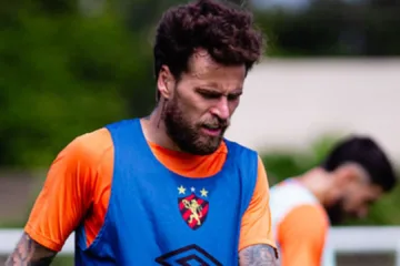 Lucas Lima cobra elenco do Sport e pede reação contra rebaixamento: “Entrar para a história”