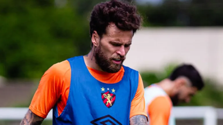 Lucas Lima cobra elenco do Sport e pede reação contra rebaixamento: “Entrar para a história”