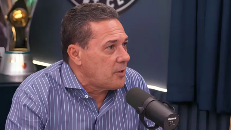 Luxemburgo coloca Brasileirão entre os campeonatos mais difíceis do mundo, mas faz alerta e pede mudança