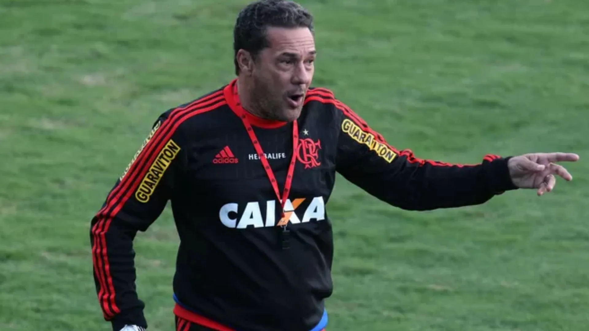 Luxemburgo mostra otimismo com Flamengo e Fluminense no Mundial de Clubes: “O coração fala mais forte”