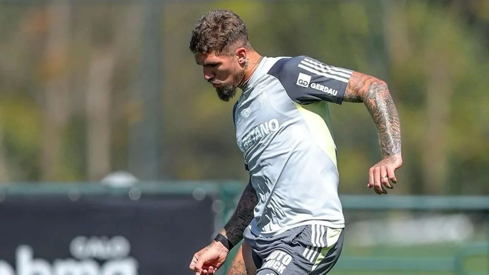 Atlético-MG pode perder Lyanco e Nicola detalha situação: “Se for uma proposta relativamente alta pode ter acordo”