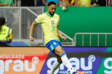 Mercado da bola: Manchester United oficializa contratação de Matheus Cunha