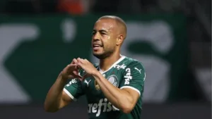 Mayke relembra as fases difíceis, cobranças dos torcedores do Palmeiras e brinca: “Era fora todo mundo”