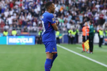 Mbappé é decisivo, França bate a Alemanha por 2 a 0 e garante o terceiro lugar da Liga das Nações