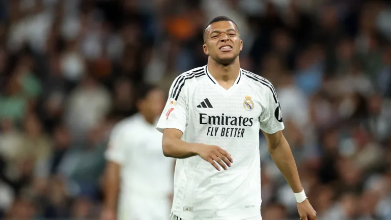 Rizek chama atenção para atitude de Mbappé em PSG x Real Madrid: “Diferença que faz uma equipe solidária”