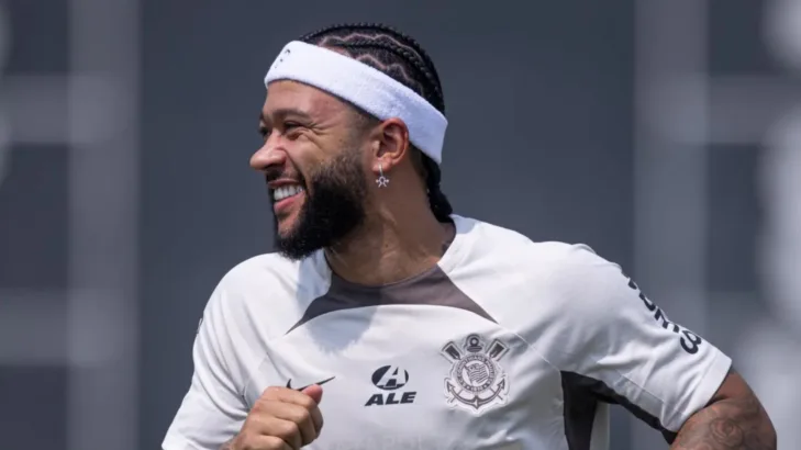 Corinthians pode ter prejuízo com saída de Depay e Craque Neto se revolta: “Se limita a ser tão pequeno” Corinthians pode ter prejuízo com saída de Depay e Craque Neto se revolta: “Se limita a ser tão pequeno”