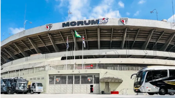 Nicola fala sobre chance do São Paulo trocar o naming rights do MorumBIS: “Todo foco está na renovação do vínculo” Nicola fala sobre chance do São Paulo trocar o naming rights do MorumBIS: “Todo foco está na renovação do vínculo”