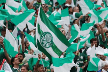 Mundial de Clubes: Bayern faz 10 gols, PSG goleia e torcida do Palmeiras dá show (15/06)