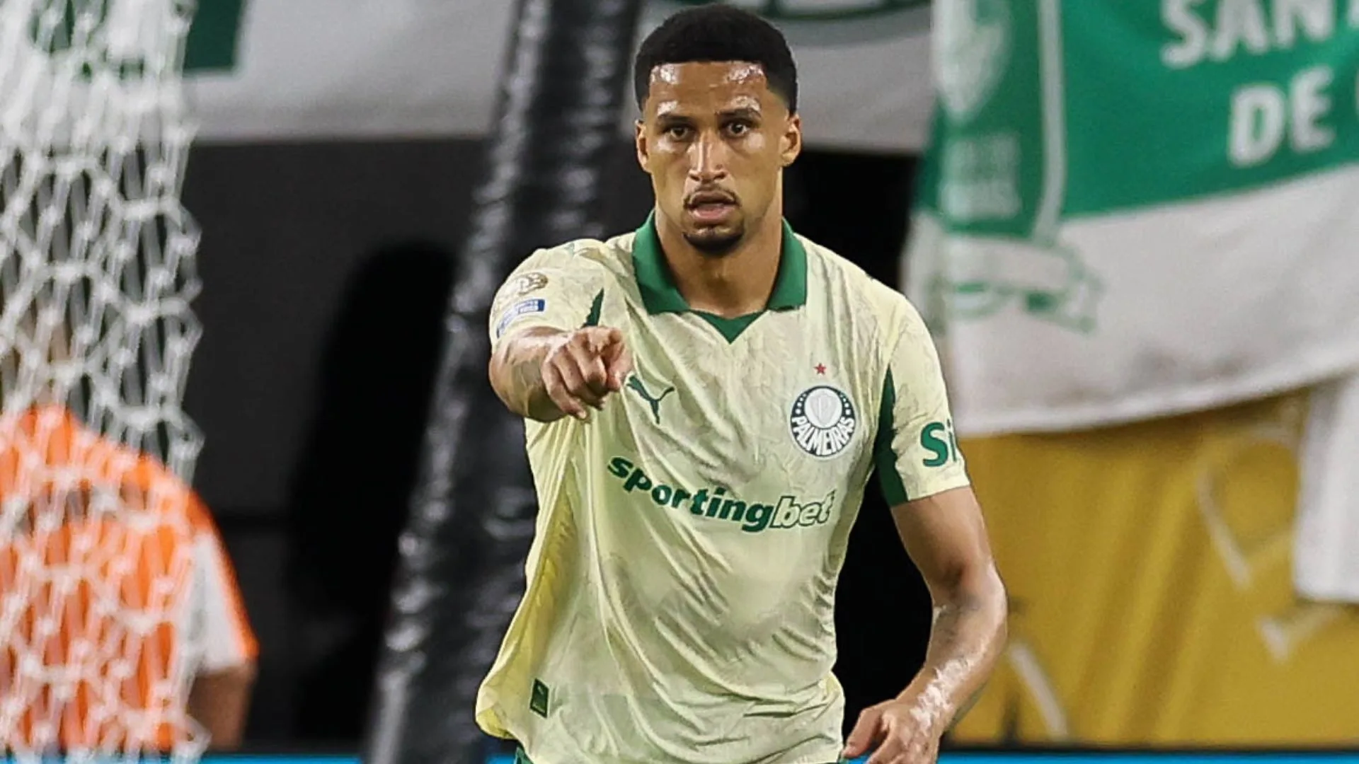 Murilo sofre lesão no duelo com o Inter Miami no Mundial de Clubes e Palmeiras reavalia o jogador