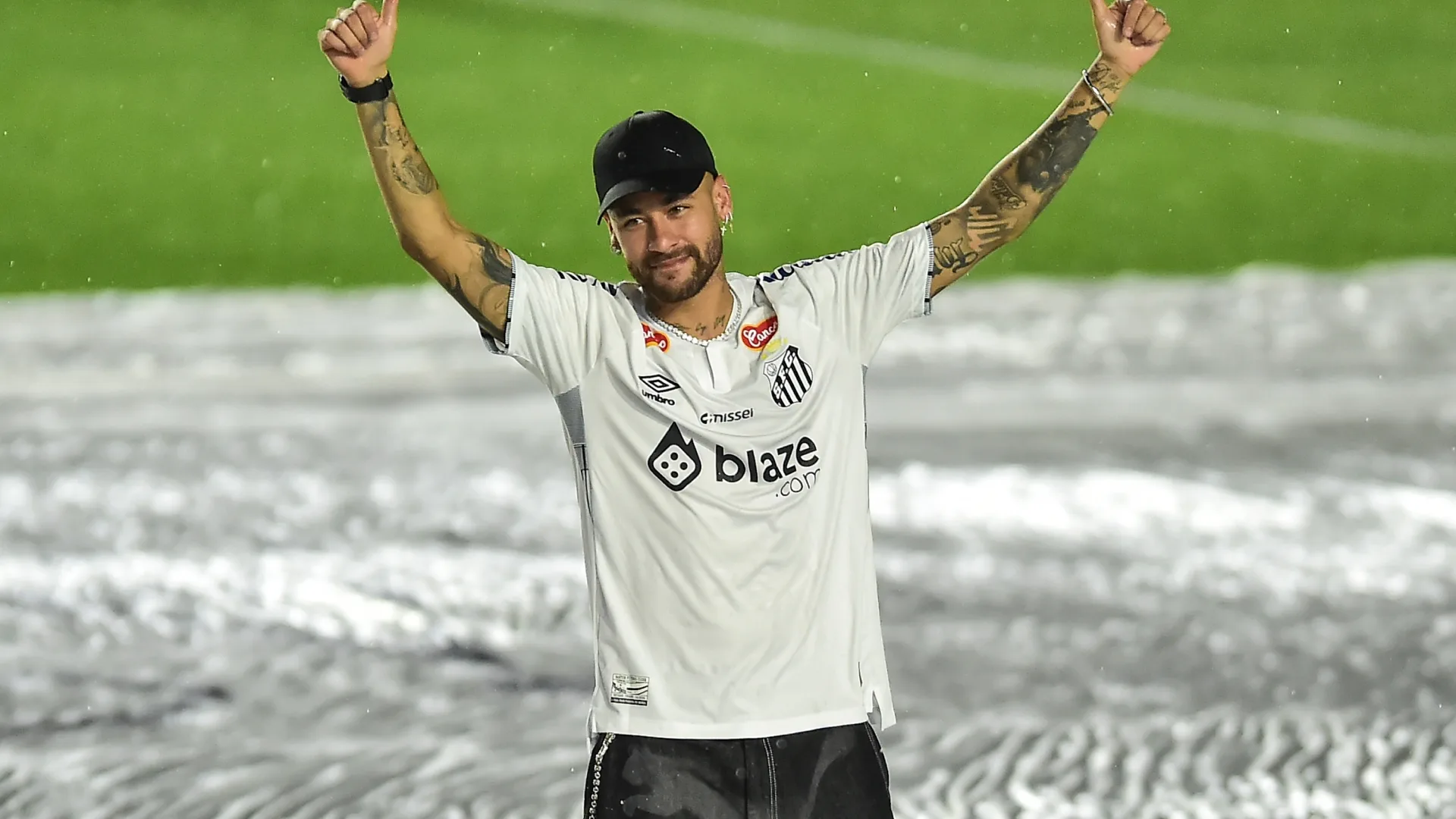 Neymar fala sobre futuro na seleção brasileira, renovação com o Santos e se declara: “Eu amo jogar futebol”