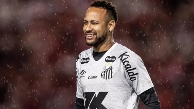 Neymar e Mbappé se manifestam após título inédito do PSG na Champions League