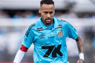 Neymar, Veron e mais: Santos amplia lista de jogadores com futuro incerto e torcida monitora a situação