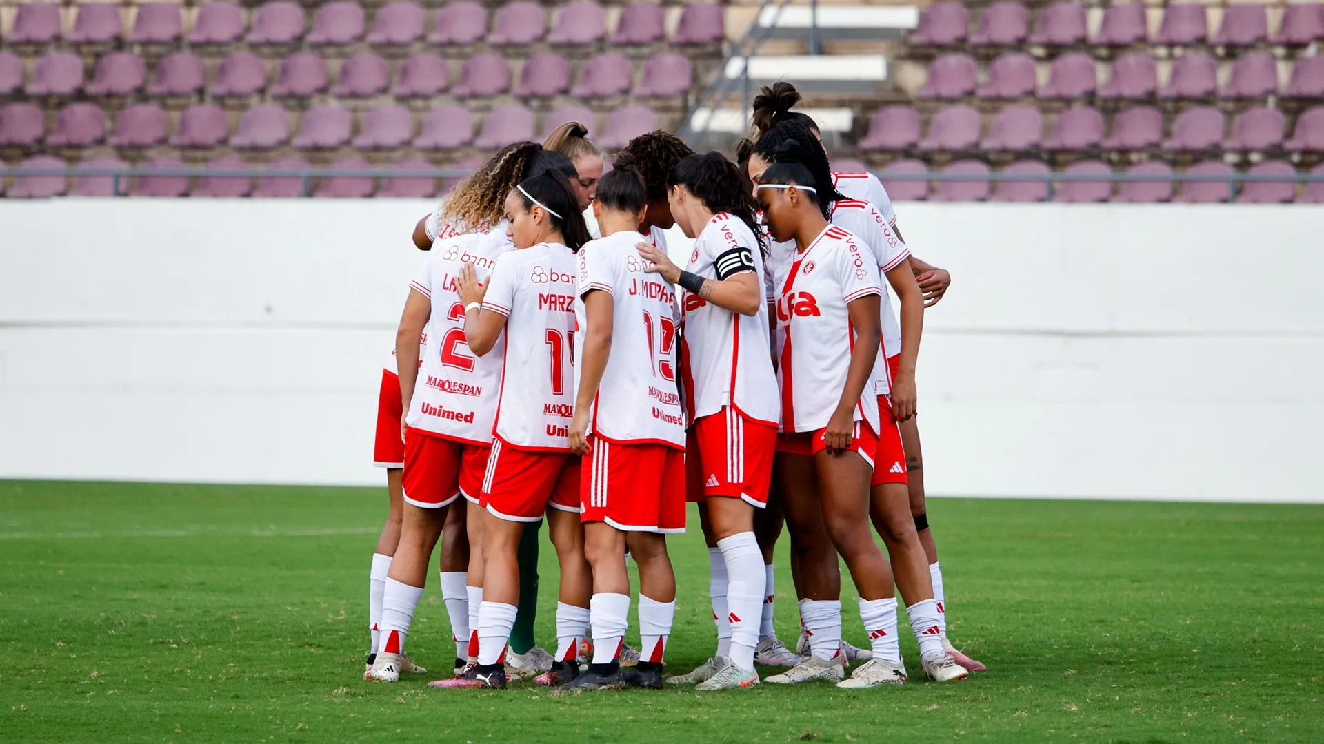 Contratações e troca de técnicos; os motivos que explicam o Internacional não ter avançado no Brasileirão Feminino