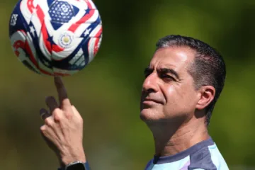 Renato Paiva pode mudar defesa do Botafogo para partida contra o PSG na Copa do Mundo de Clubes
