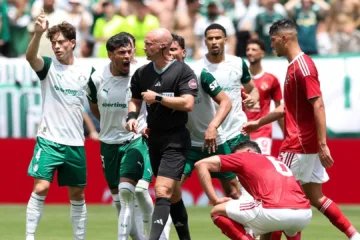 Palmeiras pode perder Veiga, Gómez, Ríos e mais quatro nas oitavas do Mundial de Clubes por cartões