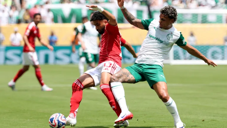 Rizek, Villani e Djalminha opinam sobre interrupção em Palmeiras x Al-Ahly: “Sol brilhando. É muito estranho”