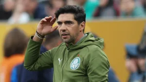 Craque Neto analisa números de Abel Ferreira em Palmeiras x Corinthians: “É monstruoso nesse confronto”