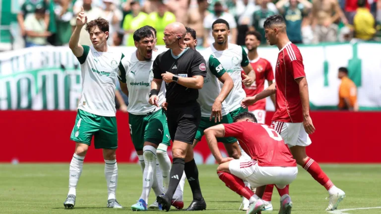 Palmeiras precisa de empate para se classificar no Mundial de Clubes e pode encarar Botafogo no mata-mata